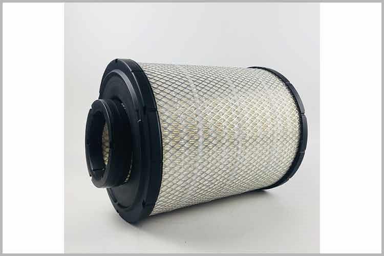 在轿车拼搏网页版登录入口_拼搏（中国）使用中，当滤芯上附着的尘逐渐增多时，发动机的进气阻力也随之增大