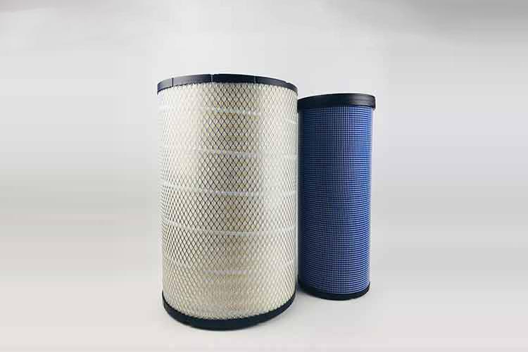 在安装时，拼搏网页版登录入口_拼搏（中国）与发动机进气管之间无论是采用法兰、橡胶管联接还是直接联接