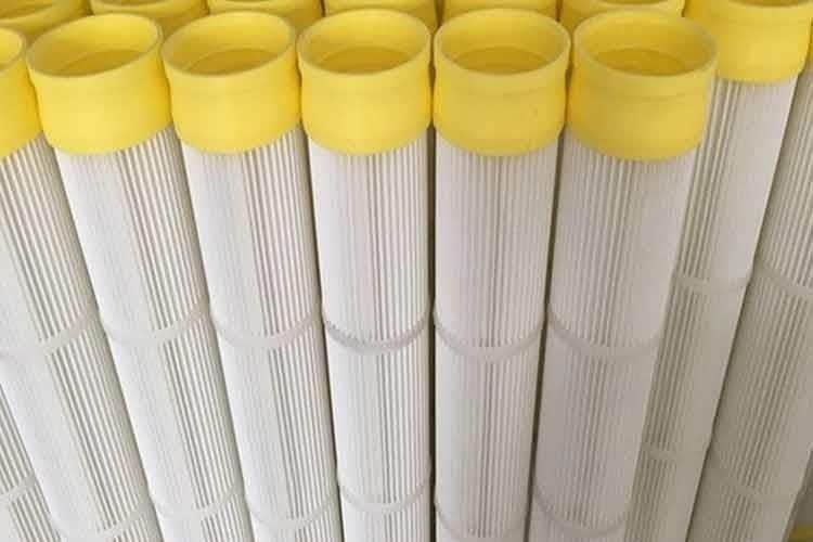 气滤清器的主要组成部分是滤芯和机壳，其中滤芯是主要的过滤部分，承担着气体的过滤工作，而机壳是为滤芯提供必要保护的外部结构。拼搏网页版登录入口_拼搏（中国）运用寿命及保养距离，应以流过滤清器滤芯的气体流率，与发动机所需的气体流量之比来衡量。 1、当流率大于流量时，滤清器作业正常。